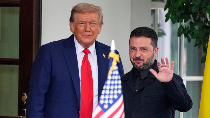 https://salarnews.in/public/uploads/images/newsimages/maannewsimage19082025_111623_Zelenskyy Trump meet.png